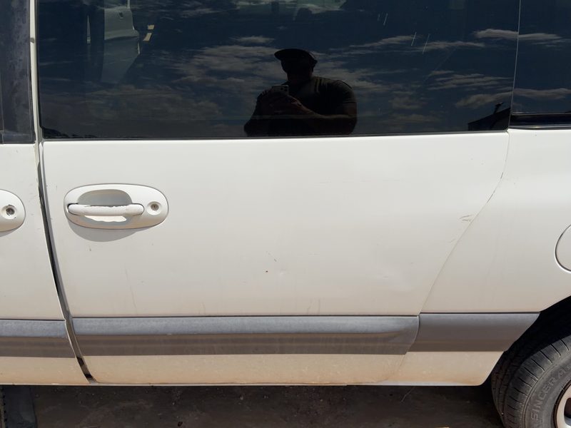 1996-2000 Chrysler Town & Country Rear Door LH