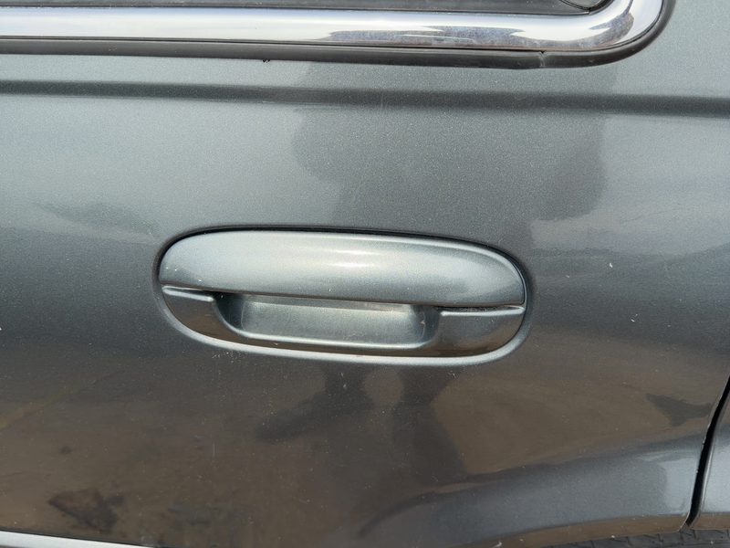 1998-2004 Cadillac Seville Outside Door Handle LH