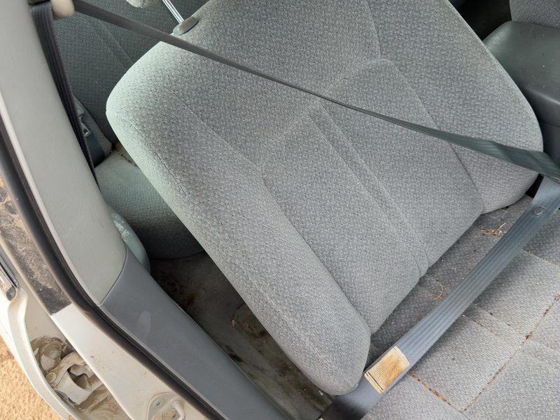 2000-2001 Toyota Camry Front Seat Belt RH