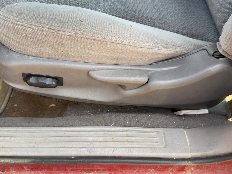 2001 Ford Taurus(see Also Taurus X) Seat Track LH