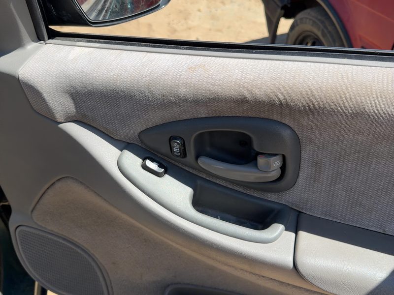 1998-1999 Lumina (also See Lumvan) Front Door Trim Panel RH