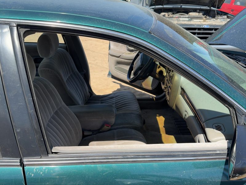 1995-2001 Lumina (also See Lumvan) Front Door Glass/Window RH