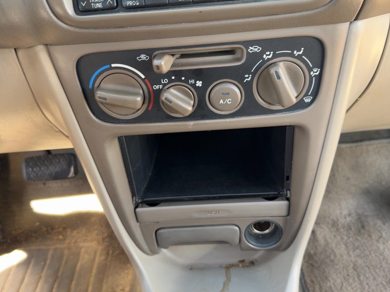1998-2002 Toyota Corolla (also See FX 87-88) Dash Panel