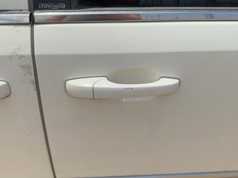 2008-2020 Chrysler Town & Country Outside Door Handle LH