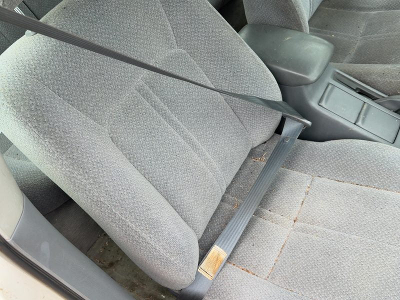 2000-2001 Toyota Camry Front Seat Belt RH