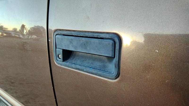 1994 Chevy/gmc Suburban 1500 Series Outside Door Handle RH