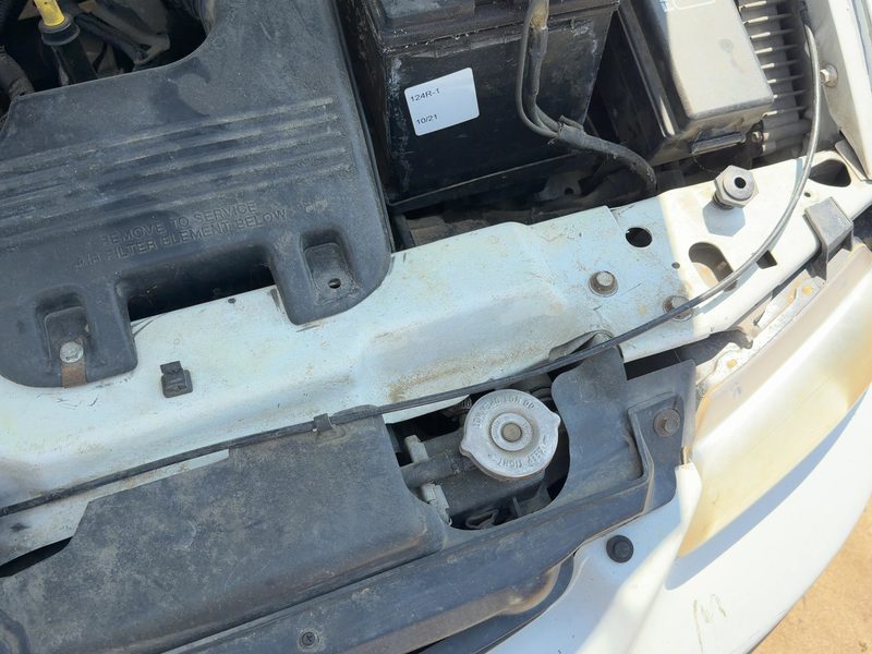 1996-2000 Chrysler Town & Country Radiator Support