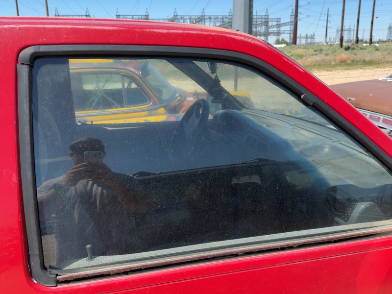 1986-1997 Nissan Pathfinder Front Door Glass/Window RH