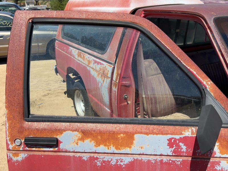 1982-1994 S10/s15/sonoma Pickup Front Door Glass/Window RH
