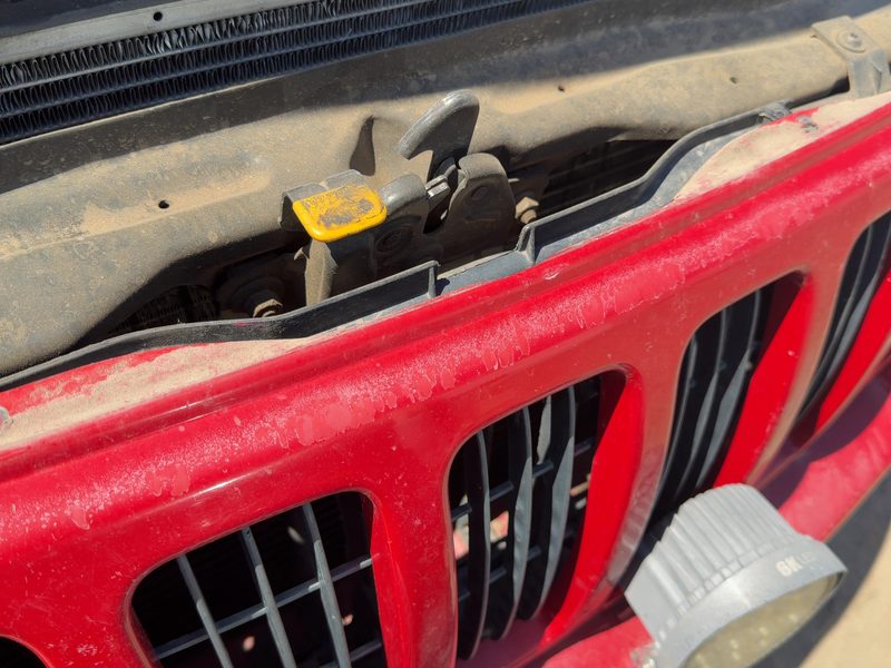 1999-2004 Jeep Grand Cherokee Radiator Support