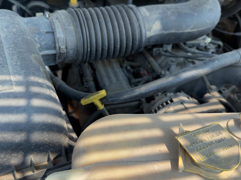 2002-2003 Dodge Ram Pickup 1500 Series Cylinder Head