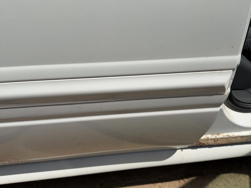2000-2005 Buick Lesabre (80 & Up) Rear Door Moulding RH