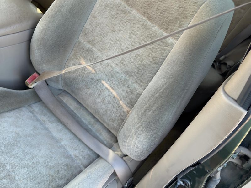 2003-2006 Kia Sorento Front Seat Belt LH