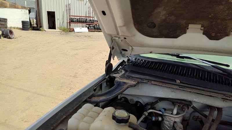 1999-2007 Chevrolet 2500 Silverado Pickup Hood Hinge RH