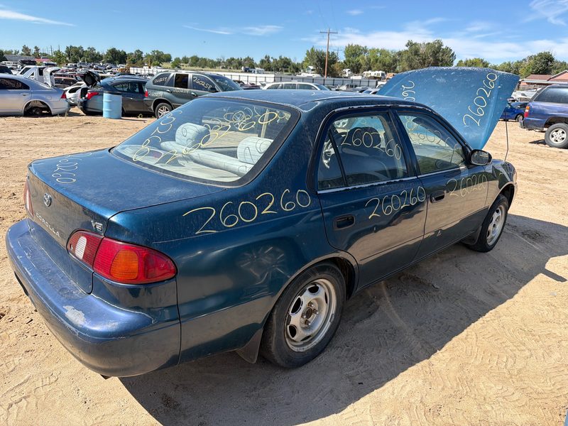 1999 Toyota Corolla (also See FX 87-88) Fender Flare LH