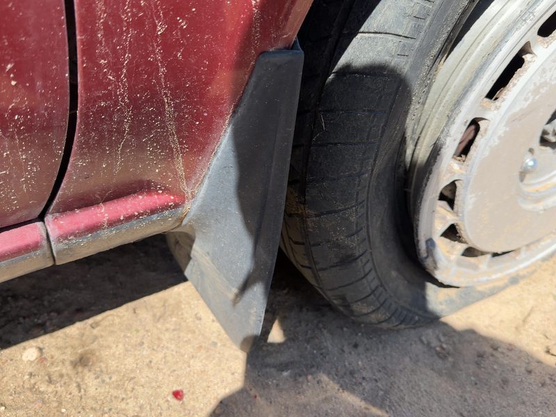 1987 Nissan Maxima Fender Moulding RH