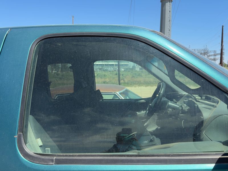 1997-2004 Ford Pickup F150 Series Front Door Glass/Window RH