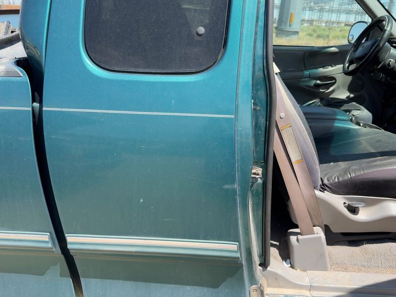 1997-2004 Ford Pickup F150 Series Rear Door RH