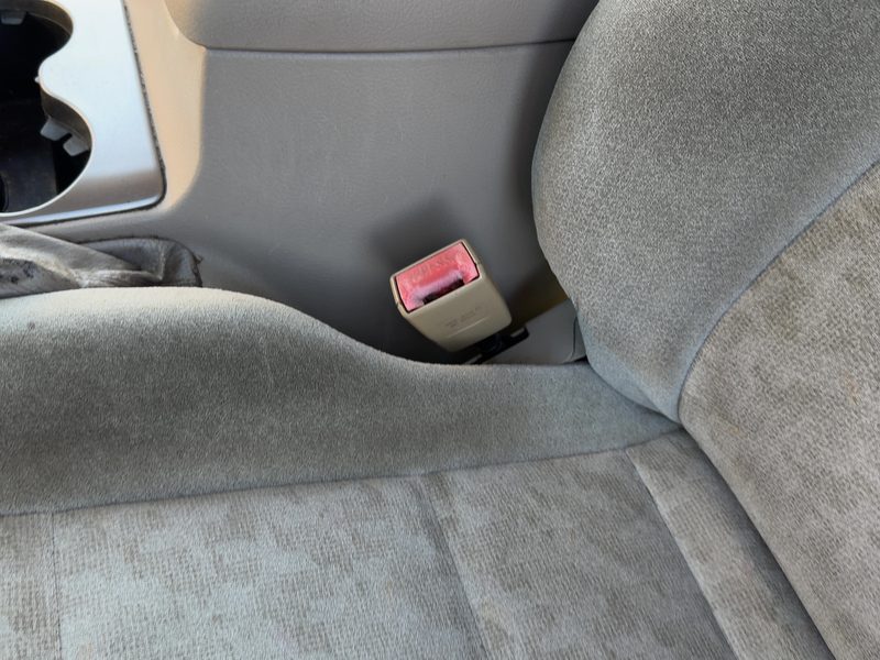 2003-2009 Kia Sorento Front Seat Belt LH