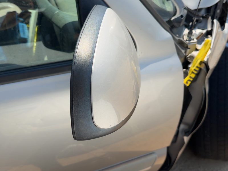 2003-2007 Chevy/gmc Suburban 1500 Series Door Mirror RH