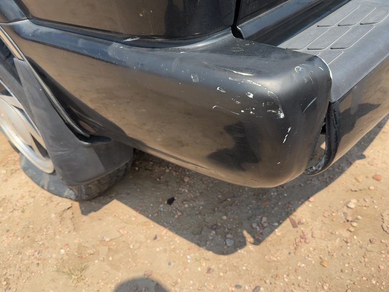 2001 Blazer S10/jimmy S15 Quarter Panel Moulding LH