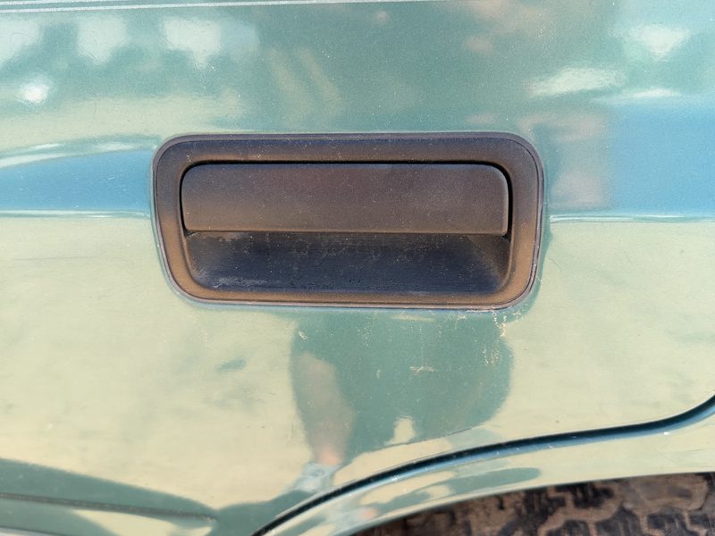 1995 Isuzu Rodeo Outside Door Handle LH