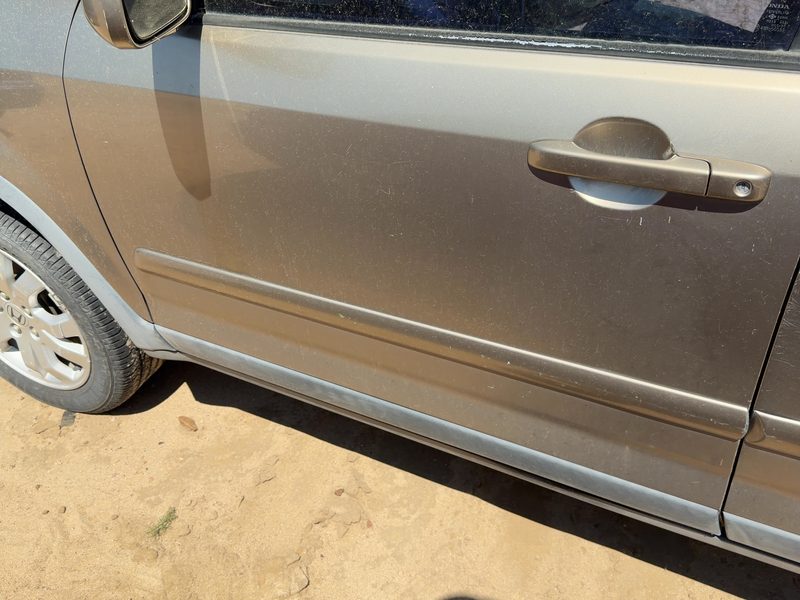 2002-2006 Honda Crv Front Door LH