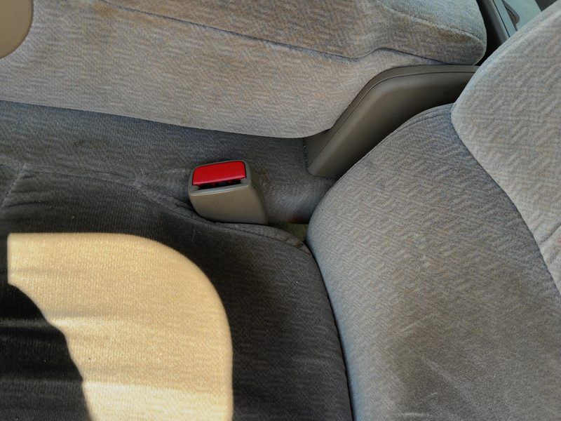 2000-2001 Buick Lesabre (80 & Up) Front Seat Belt LH