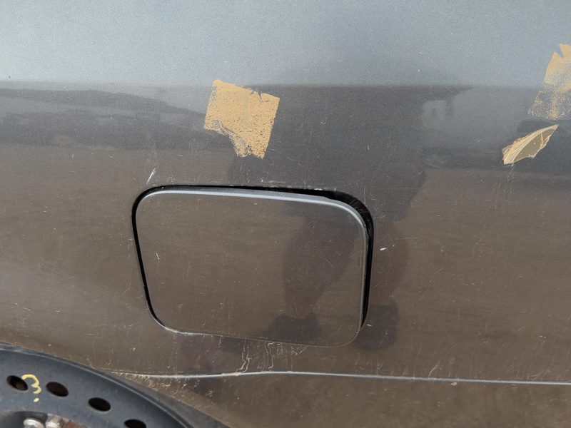 2002-2006 Nissan Altima Fuel Tank Door