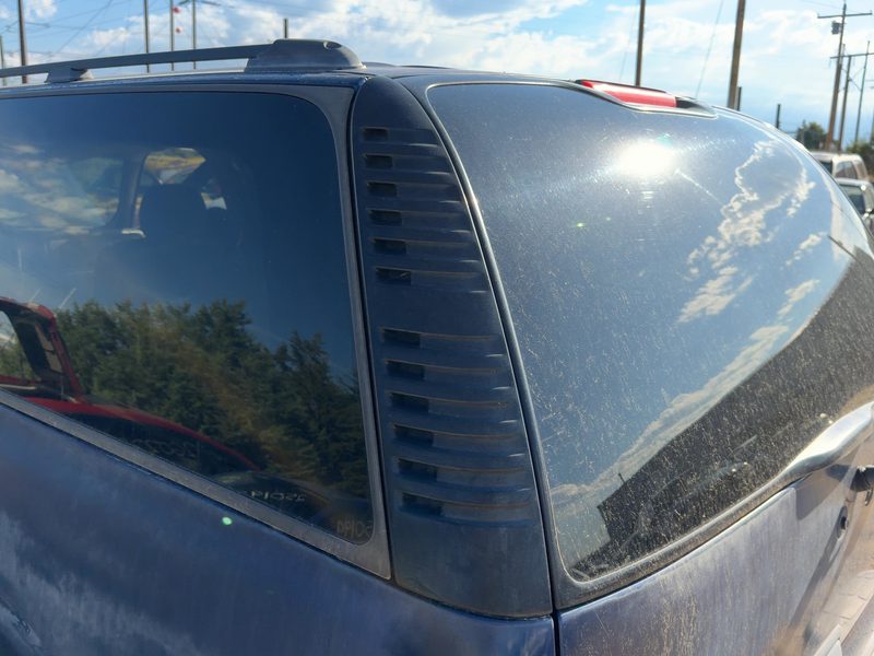 2003 Chevy/gmc Suburban 1500 Series Quarter Panel Moulding LH