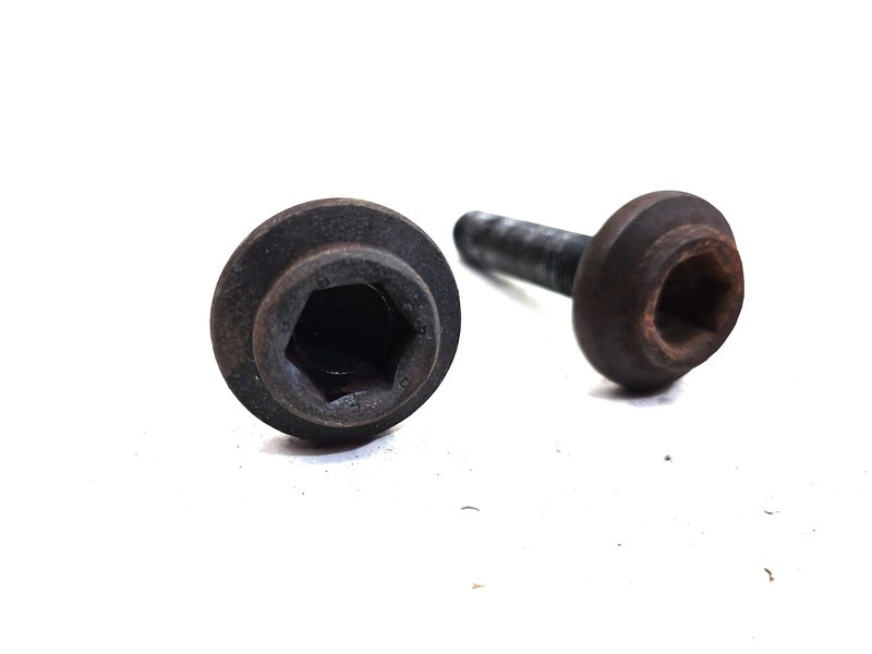 1996-2005 (discontinued) Passat Axle Shaft LH