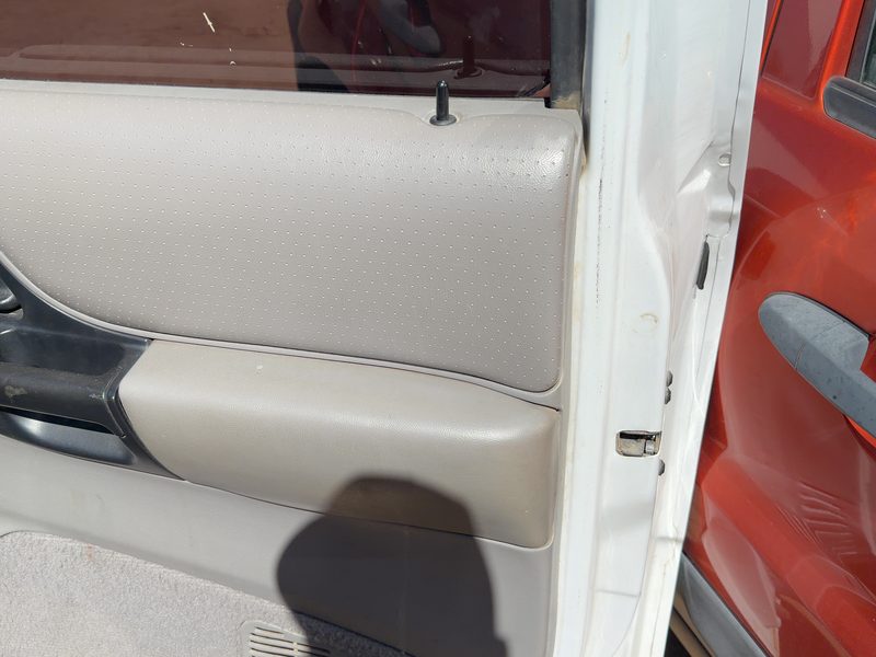 1996 Ford Ranger (small Truck) Front Door Trim Panel RH