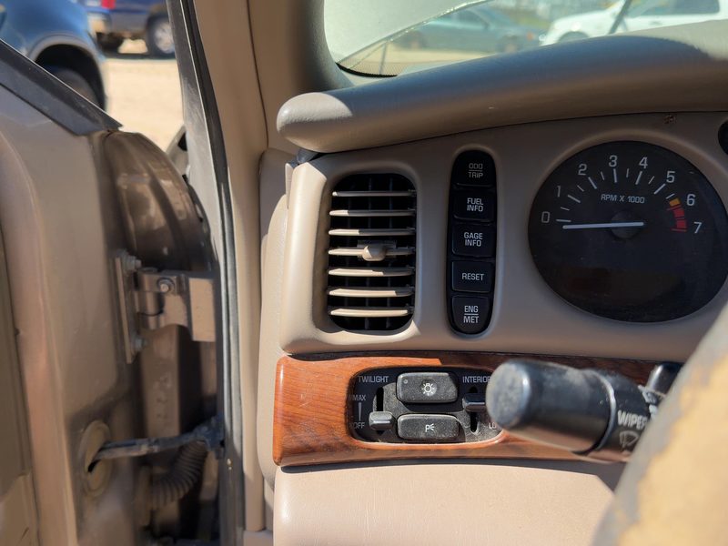 2001-2005 Buick Lesabre (80 & Up) Dash Panel