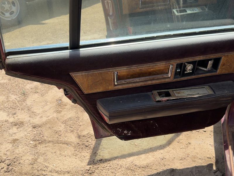 1986 Buick Park Avenue (80&up) Rear Door Trim Panel LH
