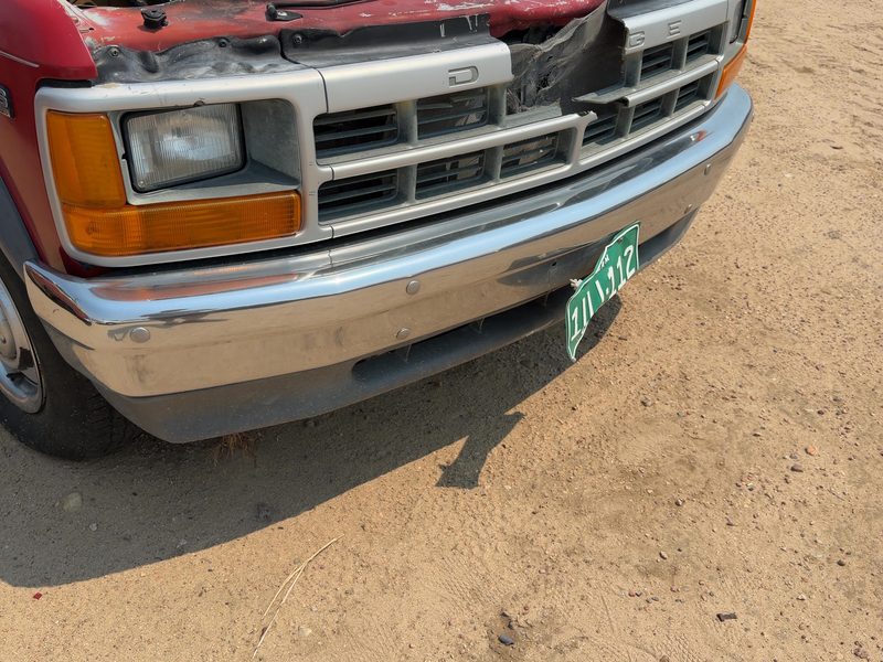1991-1996 Dodge Dakota (mid-size) Front Bumper Assy.