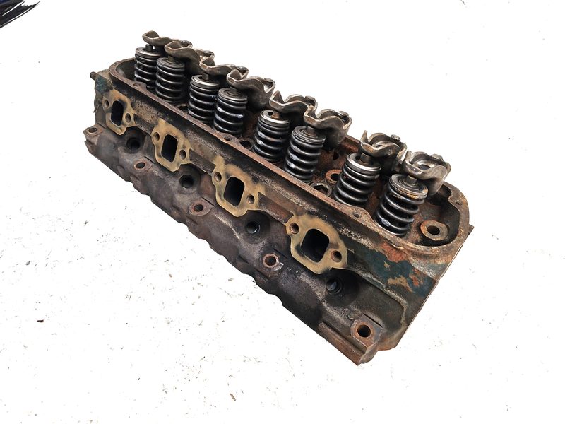 1978-1985 Ford Pickup F100 Series Cylinder Head