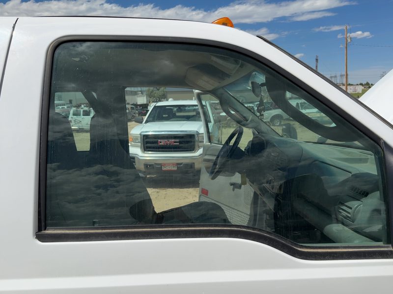 1999-2012 Ford F350 Super Duty Pickup Front Door Glass/Window RH