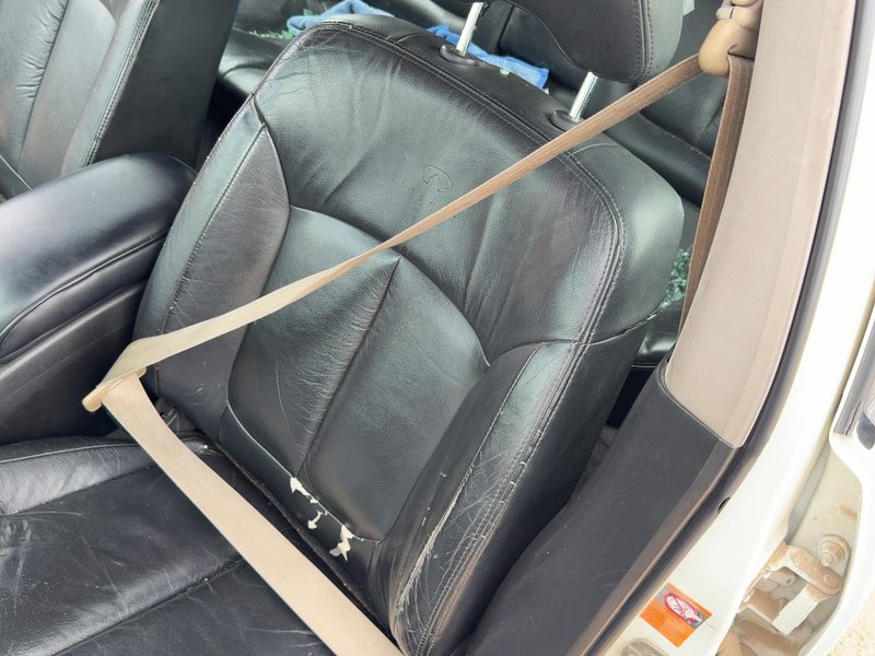 2000-2001 Infiniti I30 Front Seat Belt LH