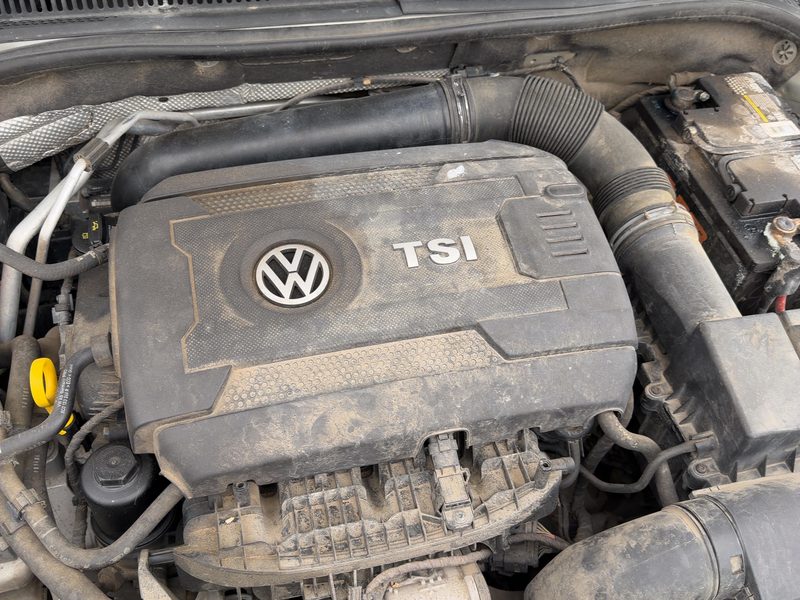 2013-2018 Jetta Except Gli Engine Cover