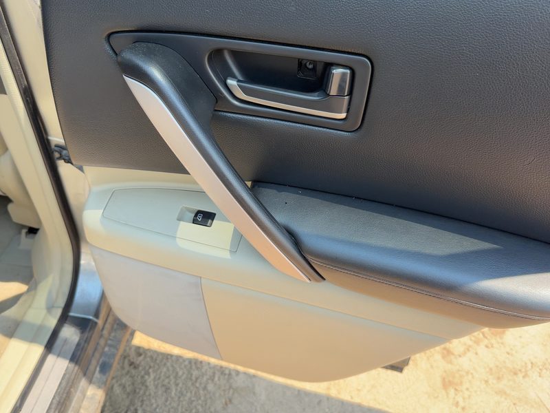 2003-2004 Infiniti FX Series Rear Door Trim Panel RH