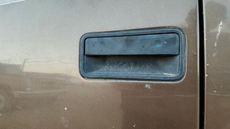 1994 Chevy/gmc Suburban 1500 Series Outside Door Handle LH
