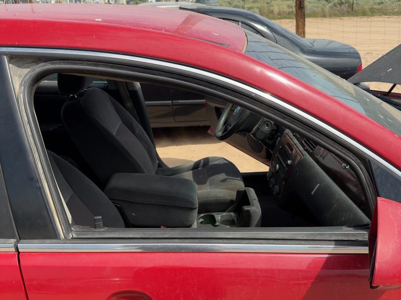 2006-2016 Chevrolet Impala (80 & Up) Front Door Glass/Window RH