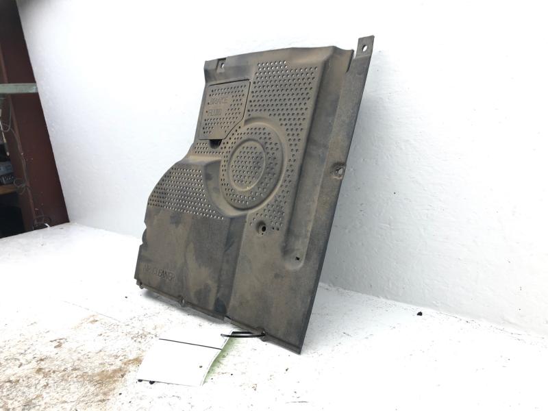 2004-2006 Kia Amanti Engine Cover