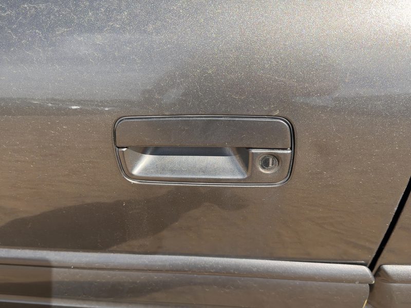 1999 Pontiac Bonneville (80 & Up) Outside Door Handle LH