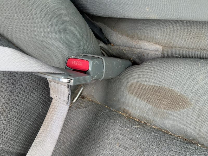 2005-2011 Dodge Dakota (mid-size) Front Seat Belt RH