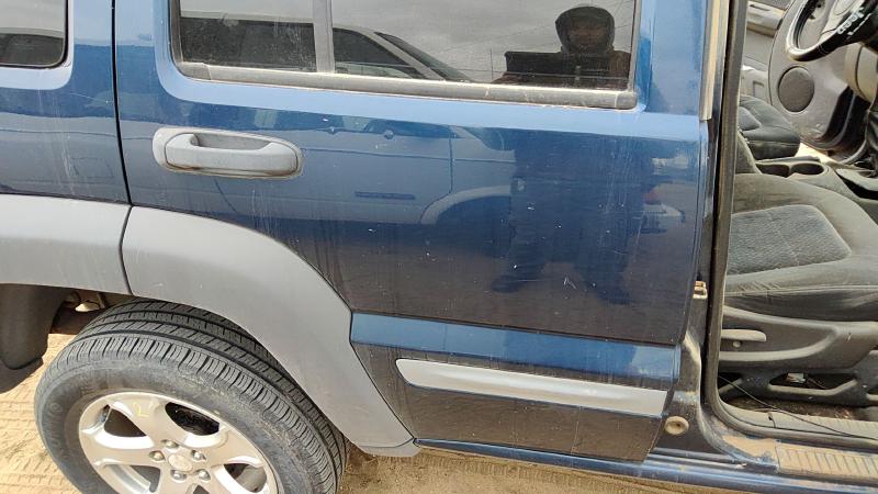 2002-2007 Jeep Liberty Rear Door RH