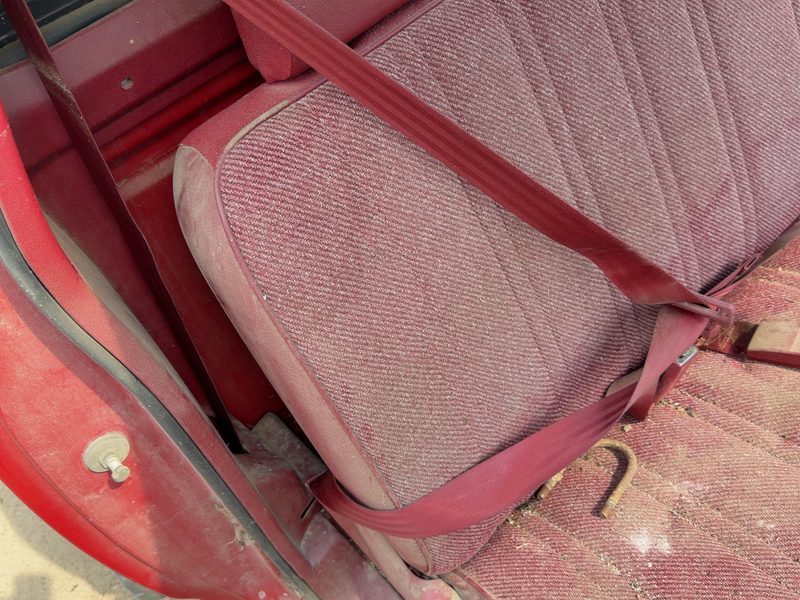 1991 Dodge Dakota (mid-size) Front Seat Belt RH