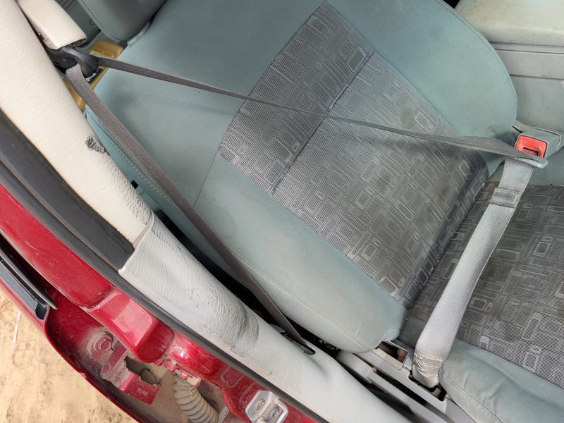 2006-2010 Pt Cruiser Front Seat Belt RH