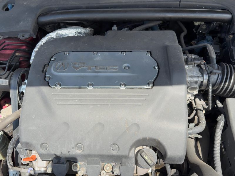 2004-2006 Acura Tl Engine Cover