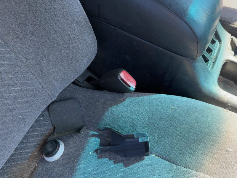 1996 Nissan Maxima Front Seat Belt RH